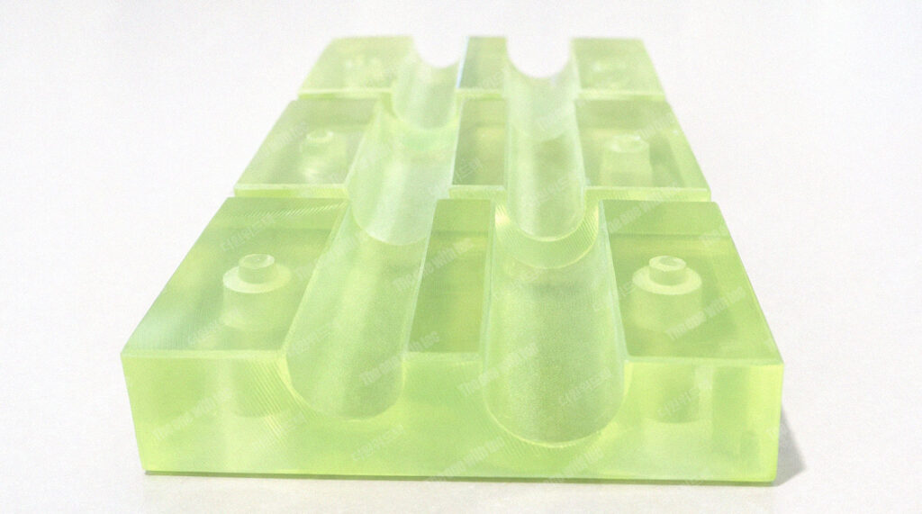 엔지니어링플라스틱 우레탄판 가공 전문업체 더원위드텍